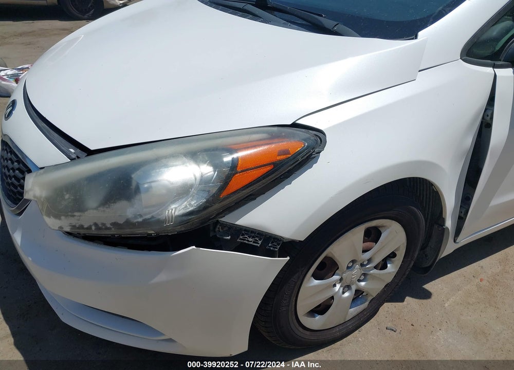 2015 KIA FORTE LX VIN: KNAFX4A64F5291532