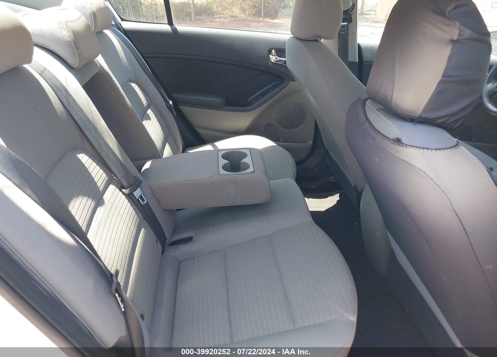 2015 KIA FORTE LX VIN: KNAFX4A64F5291532
