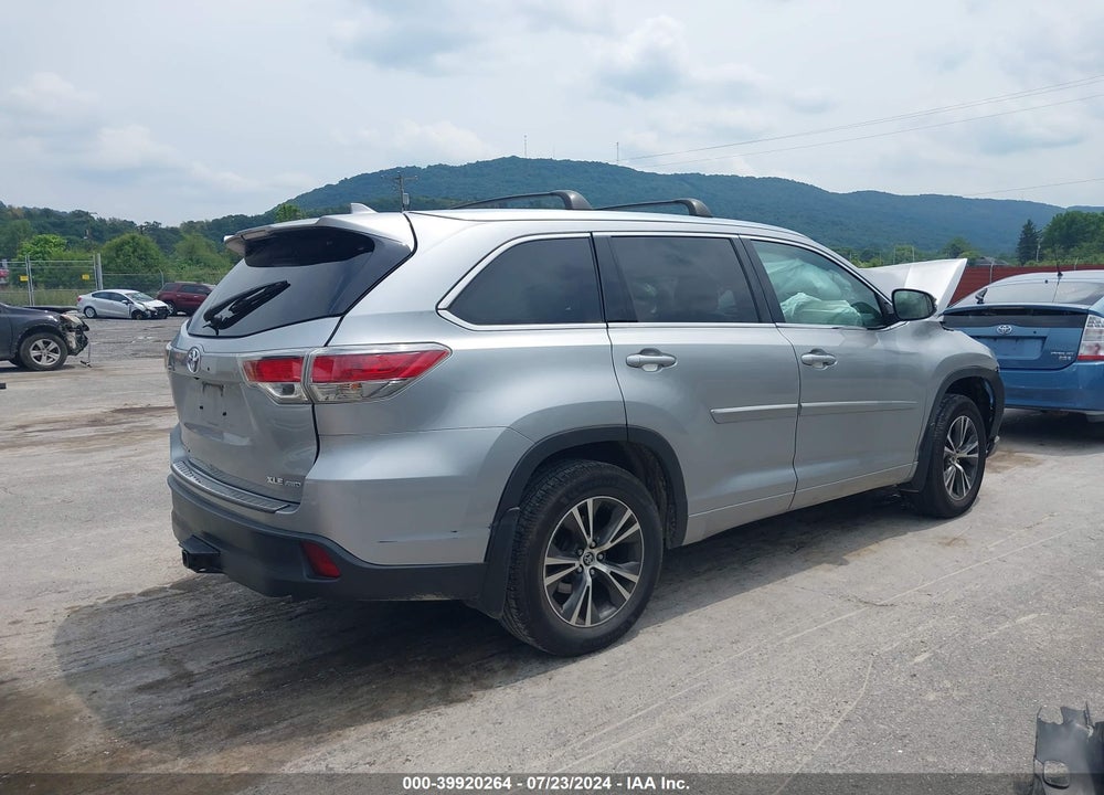 2016 TOYOTA HIGHLANDER XLE V6 VIN: 5TDJKRFH4GS296566
