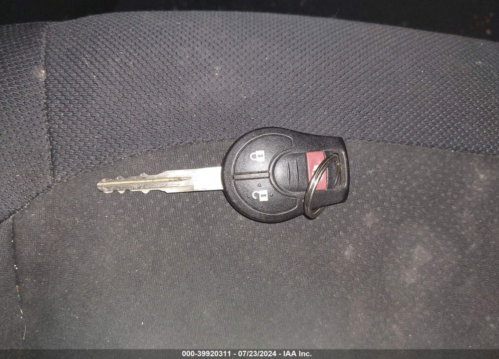2010 NISSAN ROGUE S VIN: JN8AS5MV7AW601975