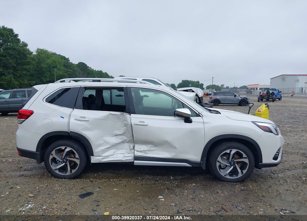 2022 SUBARU FORESTER TOURING VIN: JF2SKARC0NH436878