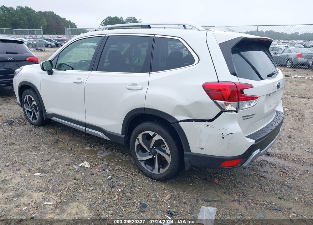 2022 SUBARU FORESTER TOURING VIN: JF2SKARC0NH436878