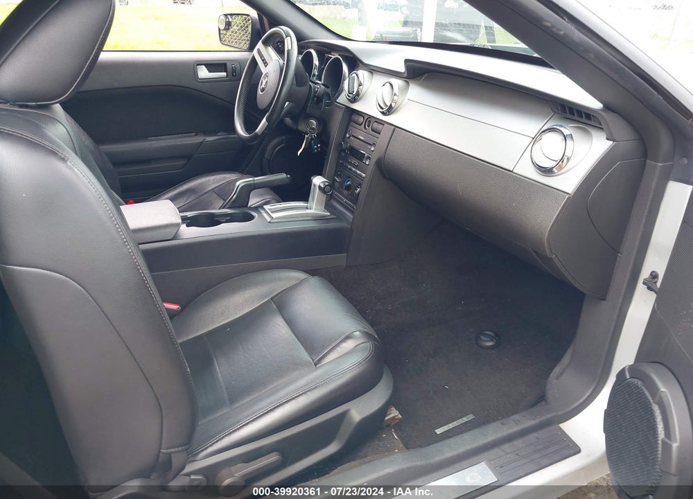 2006 FORD MUSTANG V6 VIN: 1ZVFT84N165173959