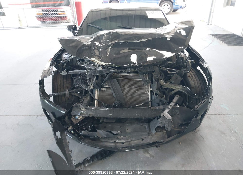 2019 CHEVROLET CAMARO 1LT VIN: 1G1FB1RX9K0157046