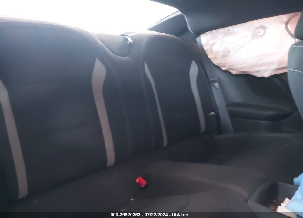 2019 CHEVROLET CAMARO 1LT VIN: 1G1FB1RX9K0157046