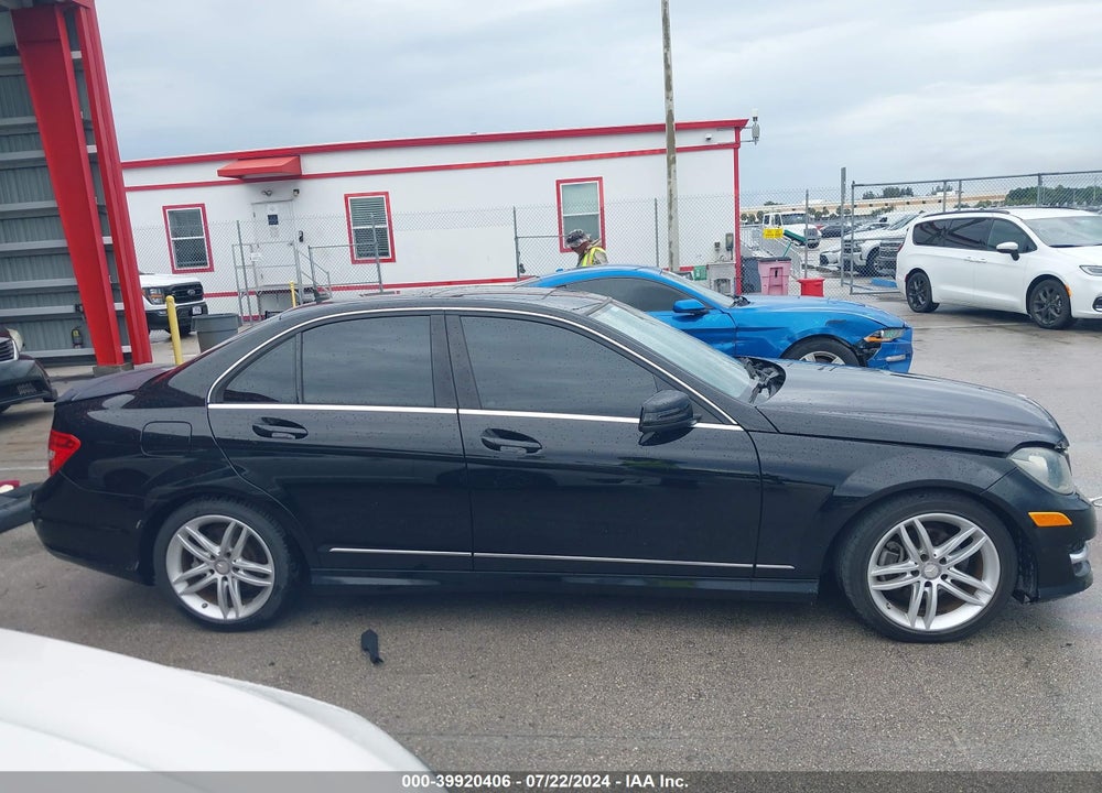 2014 MERCEDES-BENZ C 250 LUXURY/SPORT VIN: WDDGF4HB1EA888291