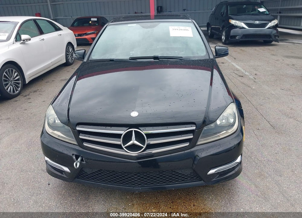 2014 MERCEDES-BENZ C 250 LUXURY/SPORT VIN: WDDGF4HB1EA888291