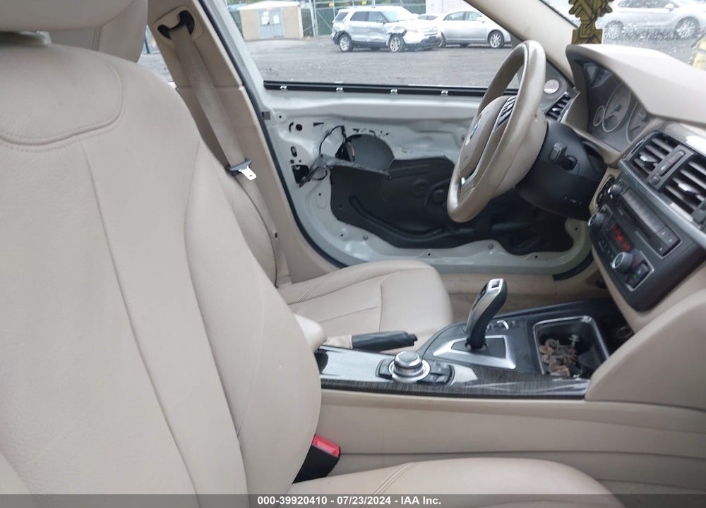 2013 BMW 328I XDRIVE VIN: WBA3B3C55DF537964