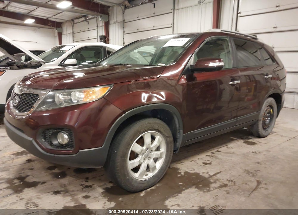 2012 KIA SORENTO LX VIN: 5XYKT3A69CG292217