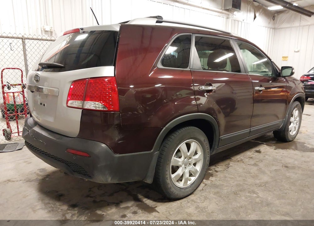 2012 KIA SORENTO LX VIN: 5XYKT3A69CG292217