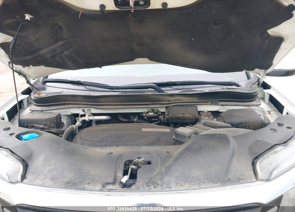2018 HONDA PILOT TOURING VIN: 5FNYF6H94JB019984
