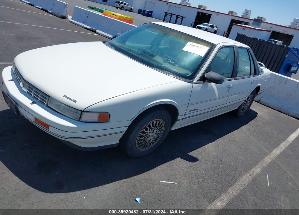 1990 OLDSMOBILE CUTLASS SUPREME VIN: 1G3WH54T4LD308175
