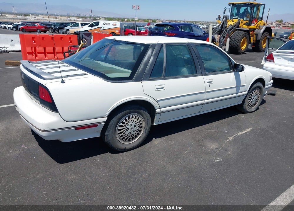 1990 OLDSMOBILE CUTLASS SUPREME VIN: 1G3WH54T4LD308175