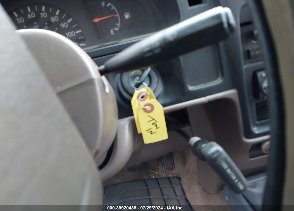 1996 TOYOTA TACOMA XTRACAB VIN: 4TAWM72N1TZ089007