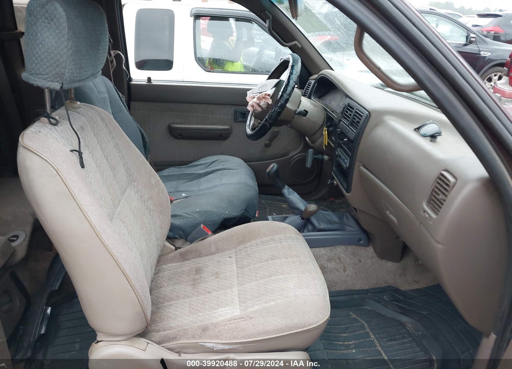 1996 TOYOTA TACOMA XTRACAB VIN: 4TAWM72N1TZ089007