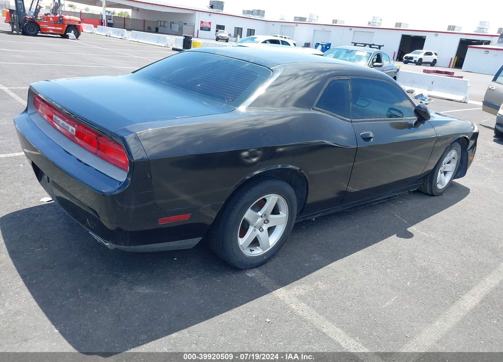 2014 DODGE CHALLENGER SXT VIN: 2C3CDYAG5EH224643