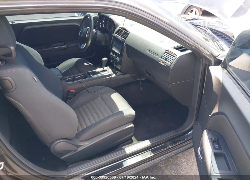 2014 DODGE CHALLENGER SXT VIN: 2C3CDYAG5EH224643