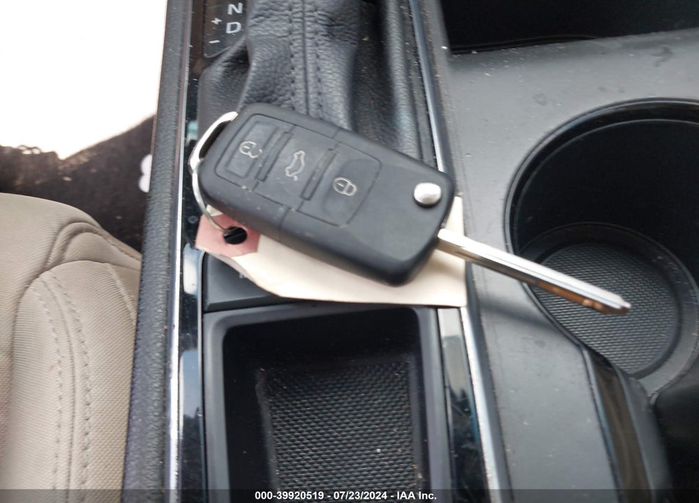 2016 HYUNDAI SONATA SE VIN: 5NPE24AF1GH319950