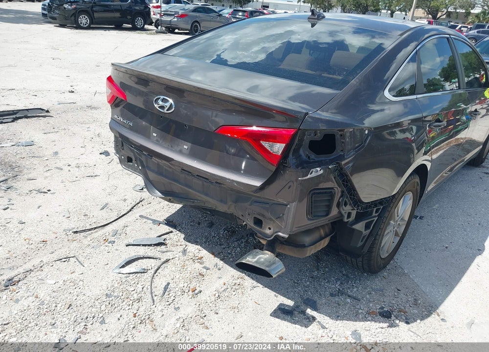 2016 HYUNDAI SONATA SE VIN: 5NPE24AF1GH319950