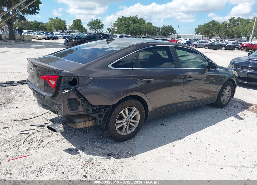 2016 HYUNDAI SONATA SE VIN: 5NPE24AF1GH319950