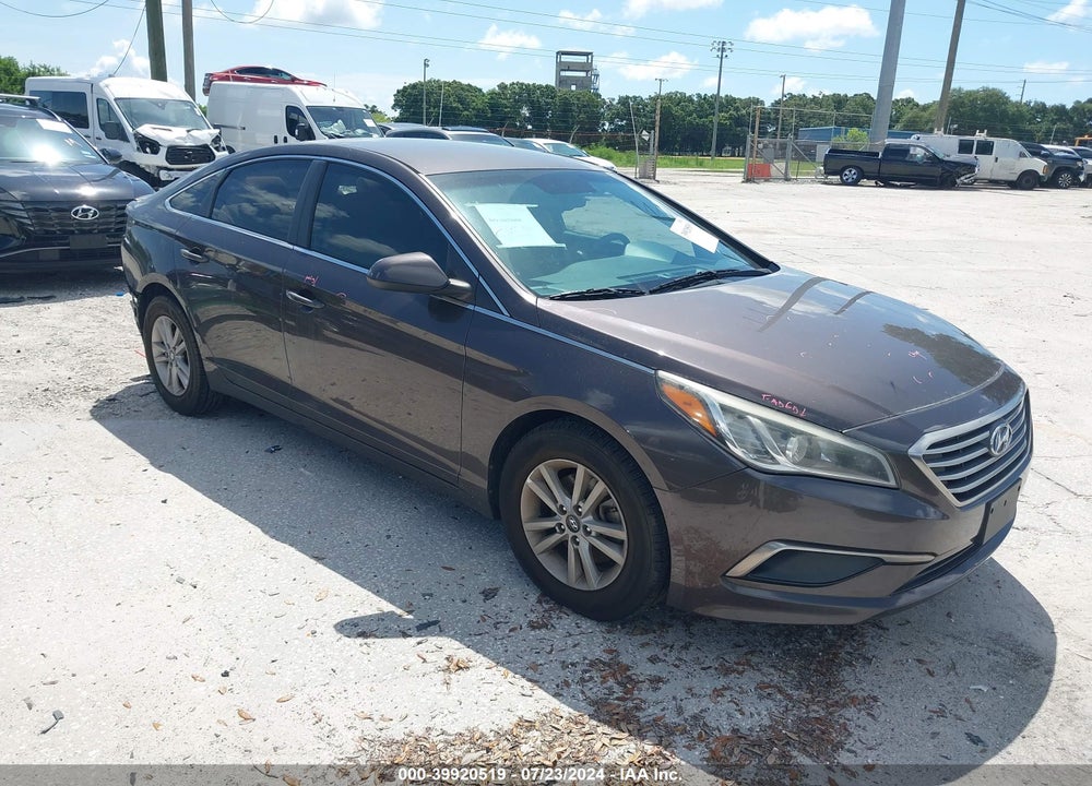 2016 HYUNDAI SONATA SE VIN: 5NPE24AF1GH319950