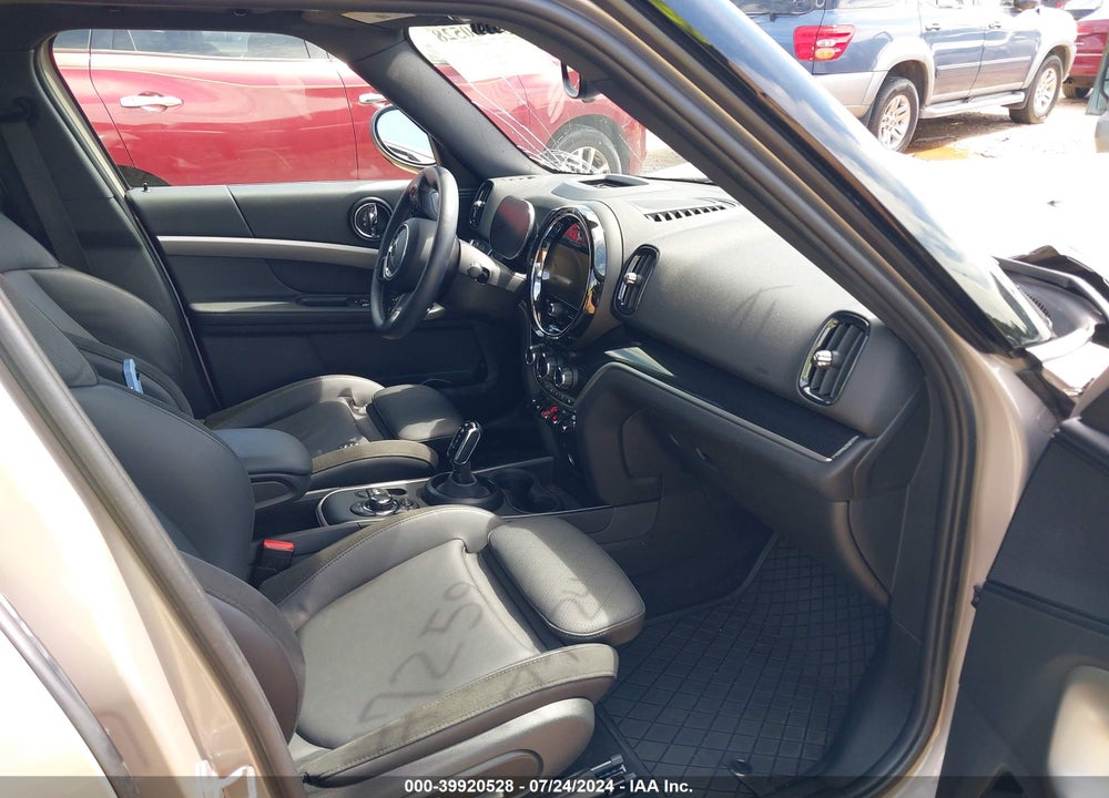 2024 MINI COUNTRYMAN COOPER S VIN: WMZ83BR01R3R39744