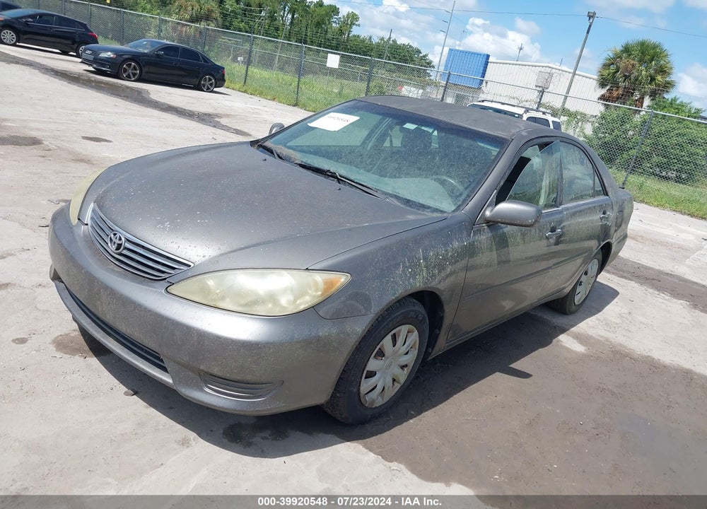 2005 TOYOTA CAMRY LE VIN: 4T1BE32K75U528950