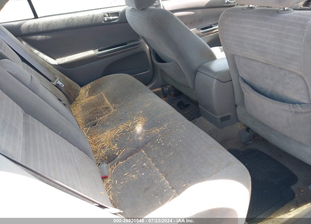 2005 TOYOTA CAMRY LE VIN: 4T1BE32K75U528950