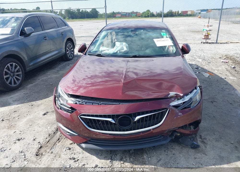 2018 REGAL BUICK  SPORTBACK PREFERRED II VIN: W04GM6SX0J1158053