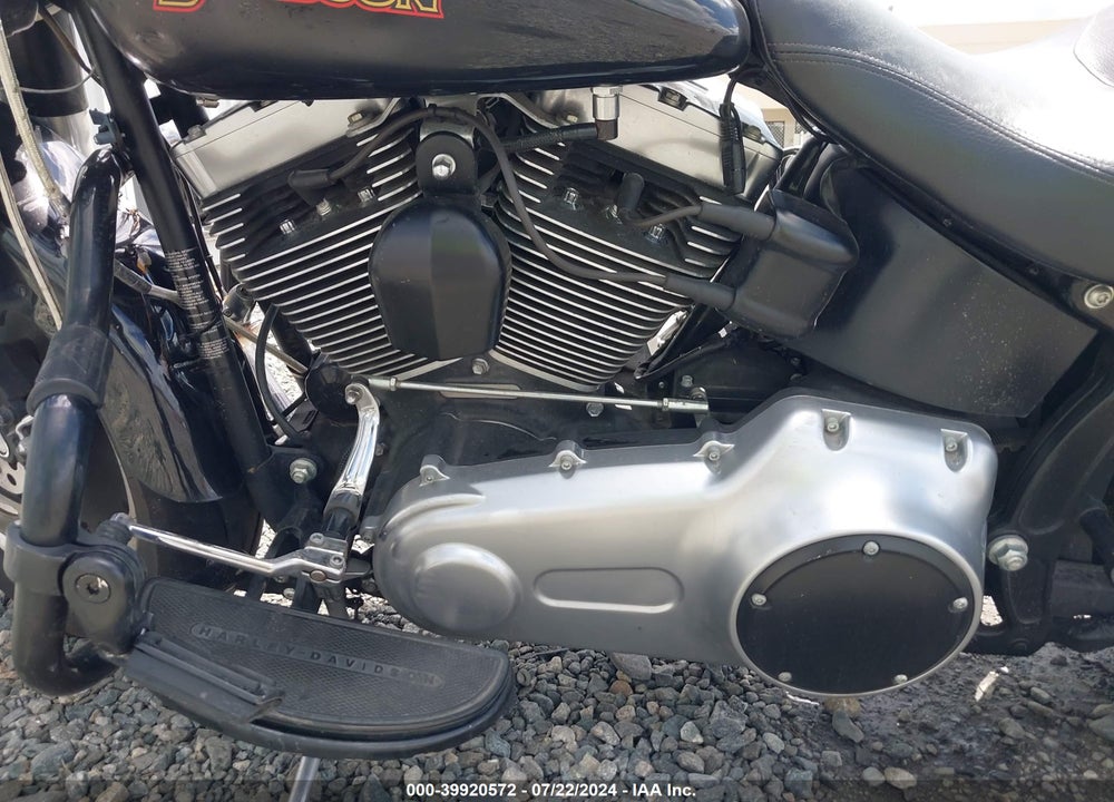 2011 HARLEY-DAVIDSON FLSTFB VIN: 1HD1JN513BB041518