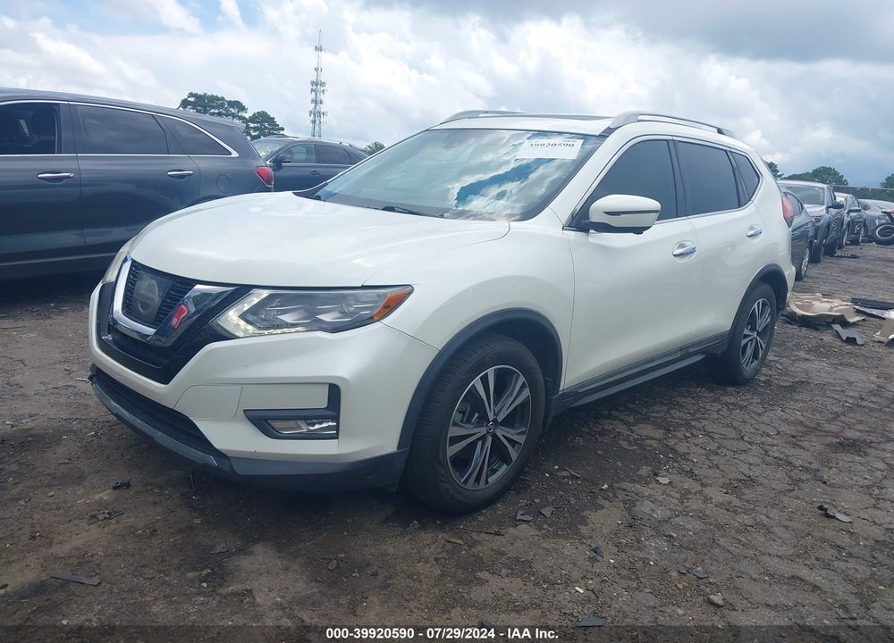 2017 NISSAN ROGUE SL VIN: 5N1AT2MT1HC805717
