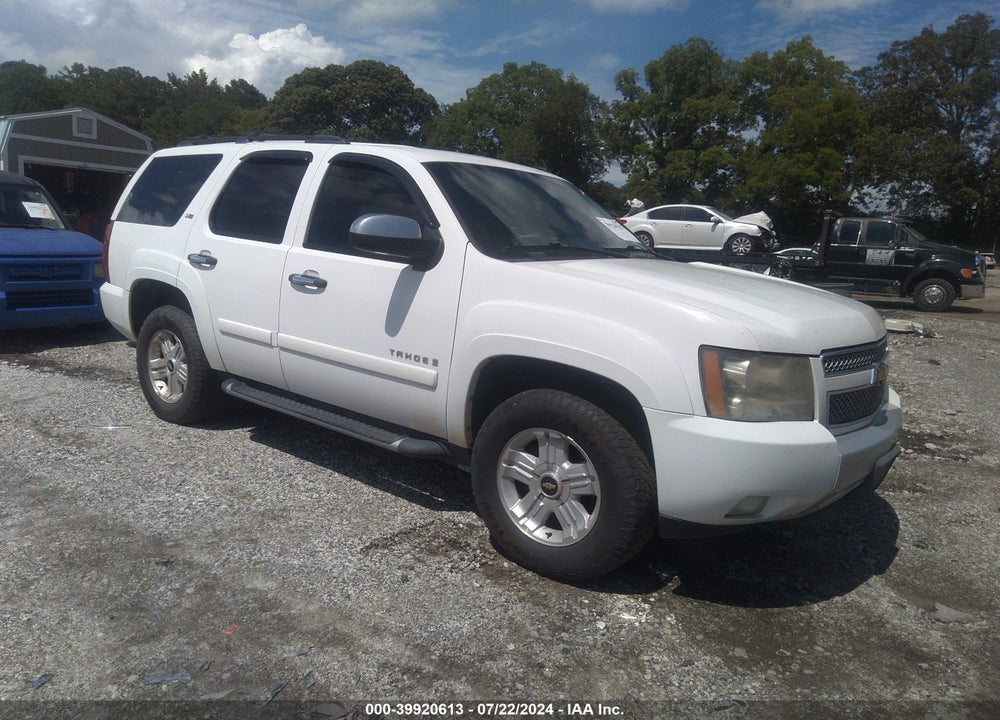 2008 CHEVROLET TAHOE LT VIN: 1GNFK13068R222093