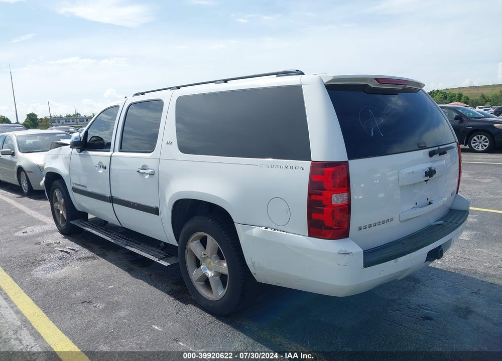 2008 CHEVROLET SUBURBAN 1500 LTZ VIN: 1GNFC16048J222276