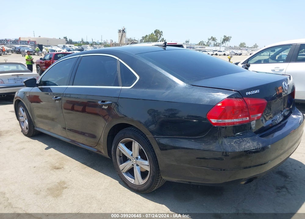 2015 VOLKSWAGEN PASSAT 1.8T LIMITED EDITION VIN: 1VWAT7A32FC104572