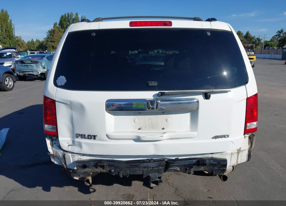 2012 HONDA PILOT LX VIN: 5FNYF4H25CB016375
