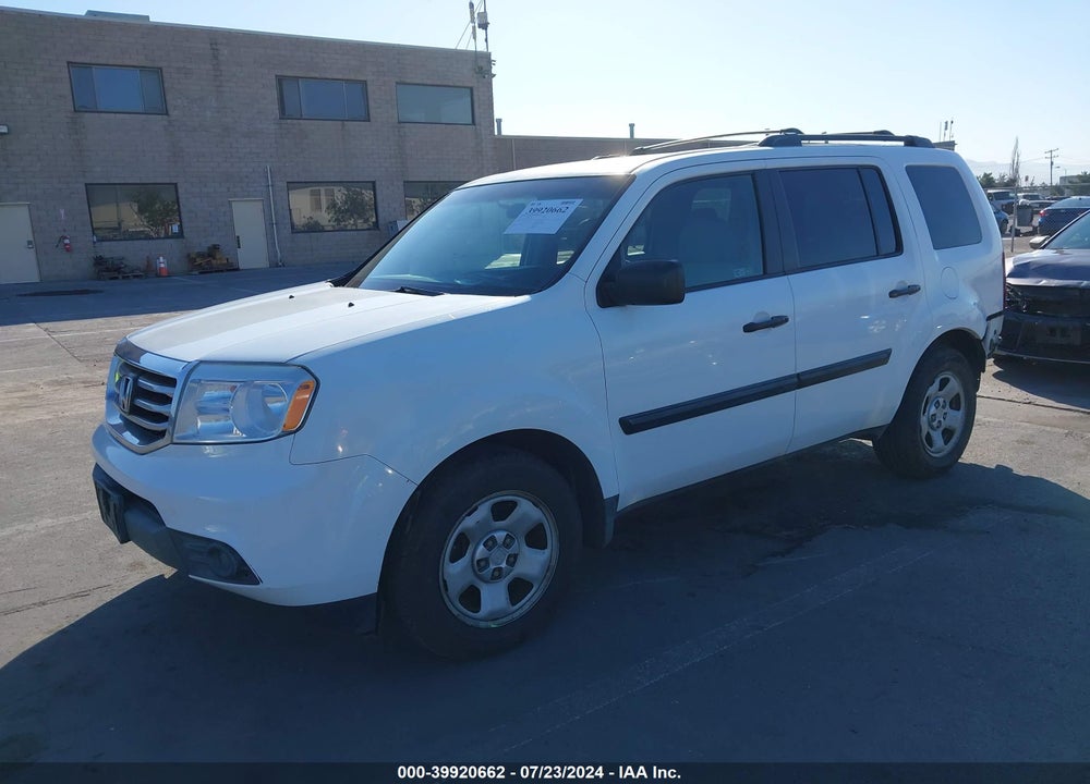 2012 HONDA PILOT LX VIN: 5FNYF4H25CB016375