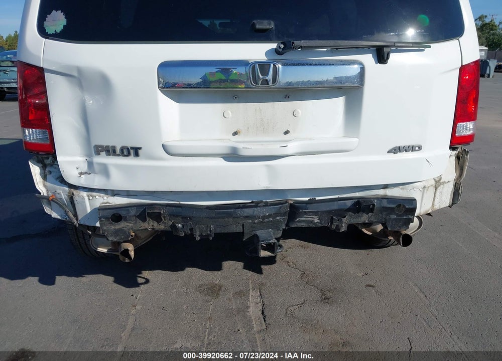 2012 HONDA PILOT LX VIN: 5FNYF4H25CB016375