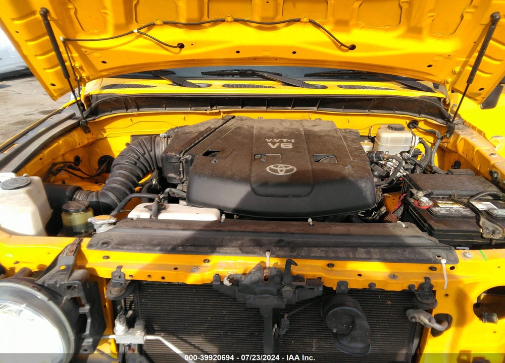 2007 TOYOTA FJ CRUISER VIN: JTEBU11F370014082