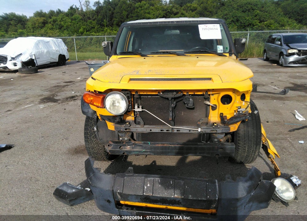 2007 TOYOTA FJ CRUISER VIN: JTEBU11F370014082
