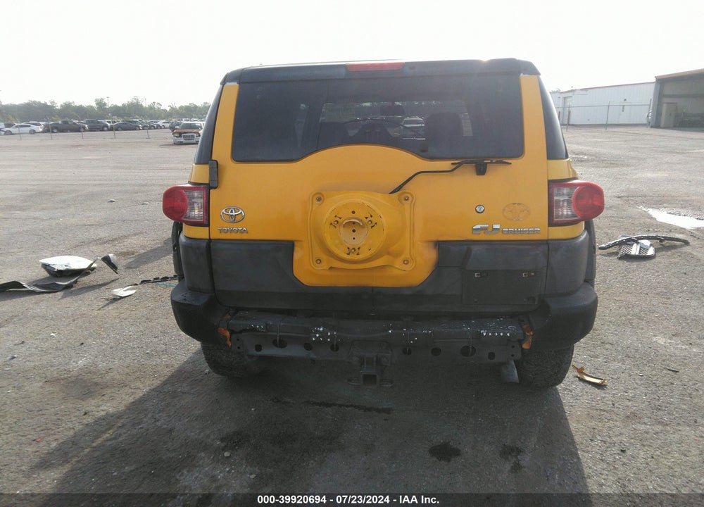 2007 TOYOTA FJ CRUISER VIN: JTEBU11F370014082