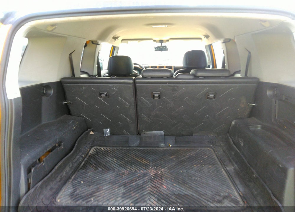 2007 TOYOTA FJ CRUISER VIN: JTEBU11F370014082