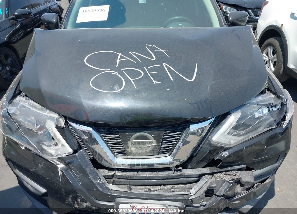 2017 NISSAN ROGUE S VIN: KNMAT2MT1HP605658