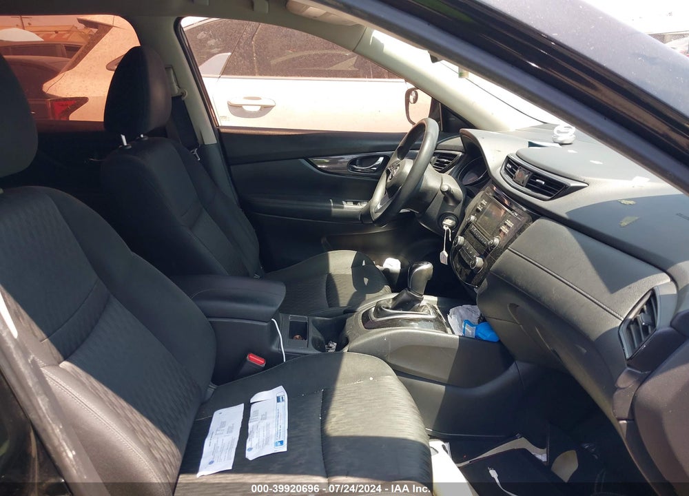 2017 NISSAN ROGUE S VIN: KNMAT2MT1HP605658