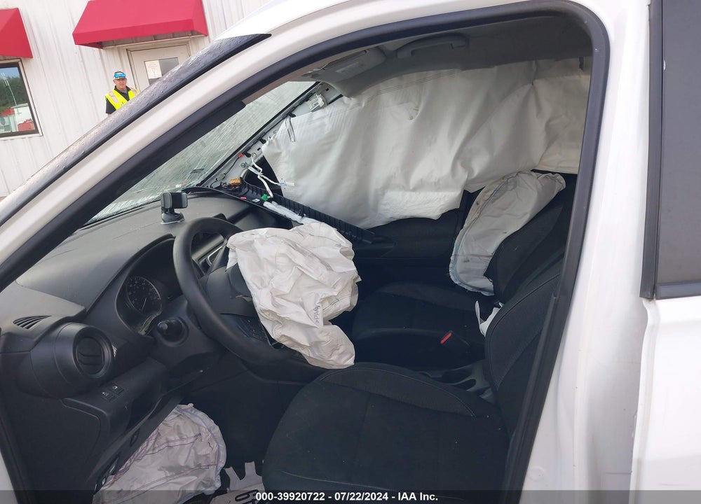 2019 NISSAN KICKS S VIN: 3N1CP5CU2KL526398