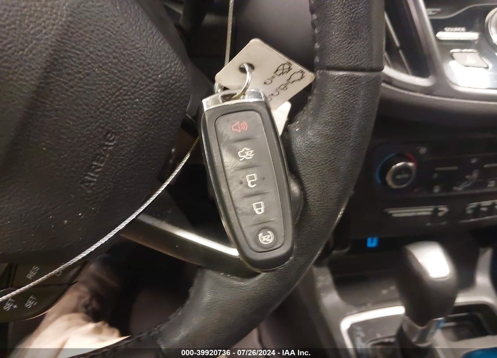 2017 FORD ESCAPE TITANIUM VIN: 1FMCU9J9XHUC07918