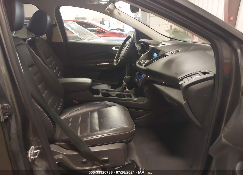 2017 FORD ESCAPE TITANIUM VIN: 1FMCU9J9XHUC07918
