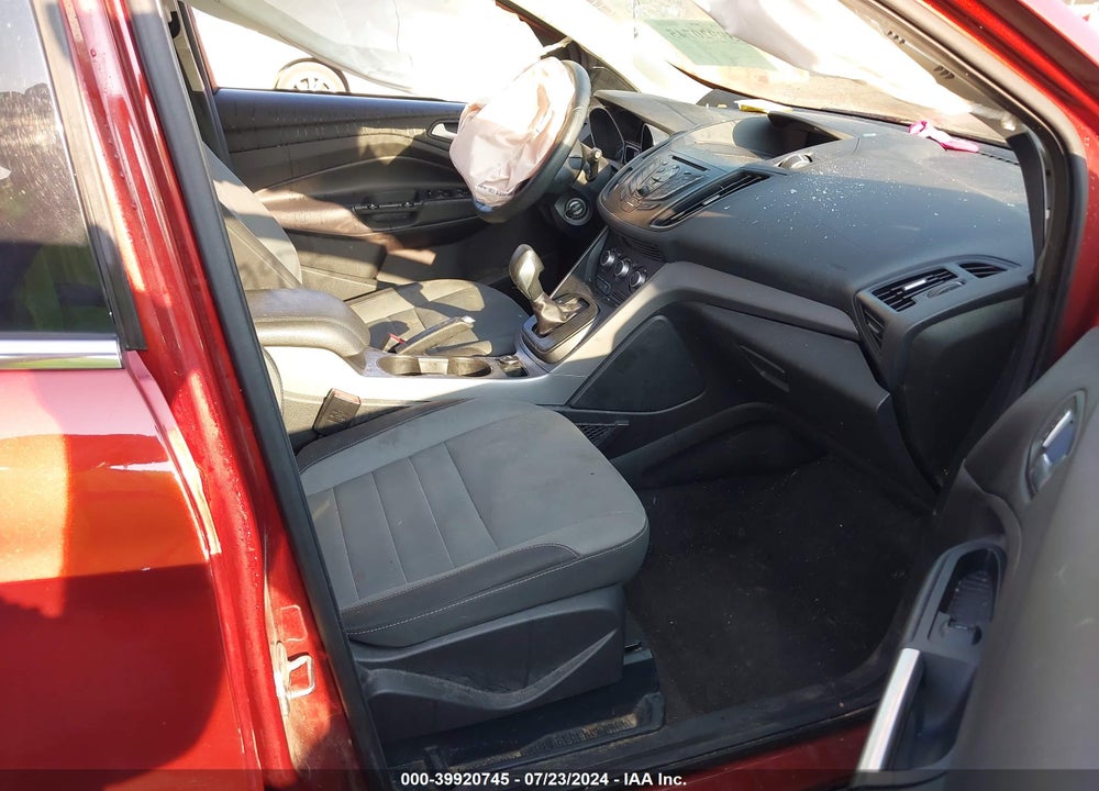 2015 FORD ESCAPE SE VIN: 1FMCU9G92FUB20468