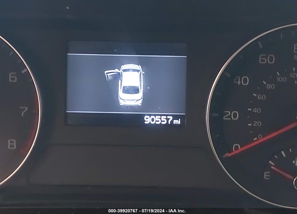 2019 KIA FORTE LXS VIN: 3KPF24AD9KE033201