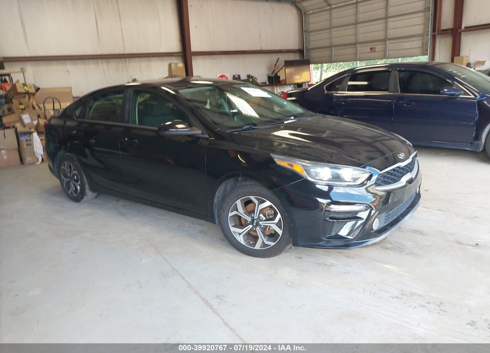 2019 KIA FORTE LXS VIN: 3KPF24AD9KE033201