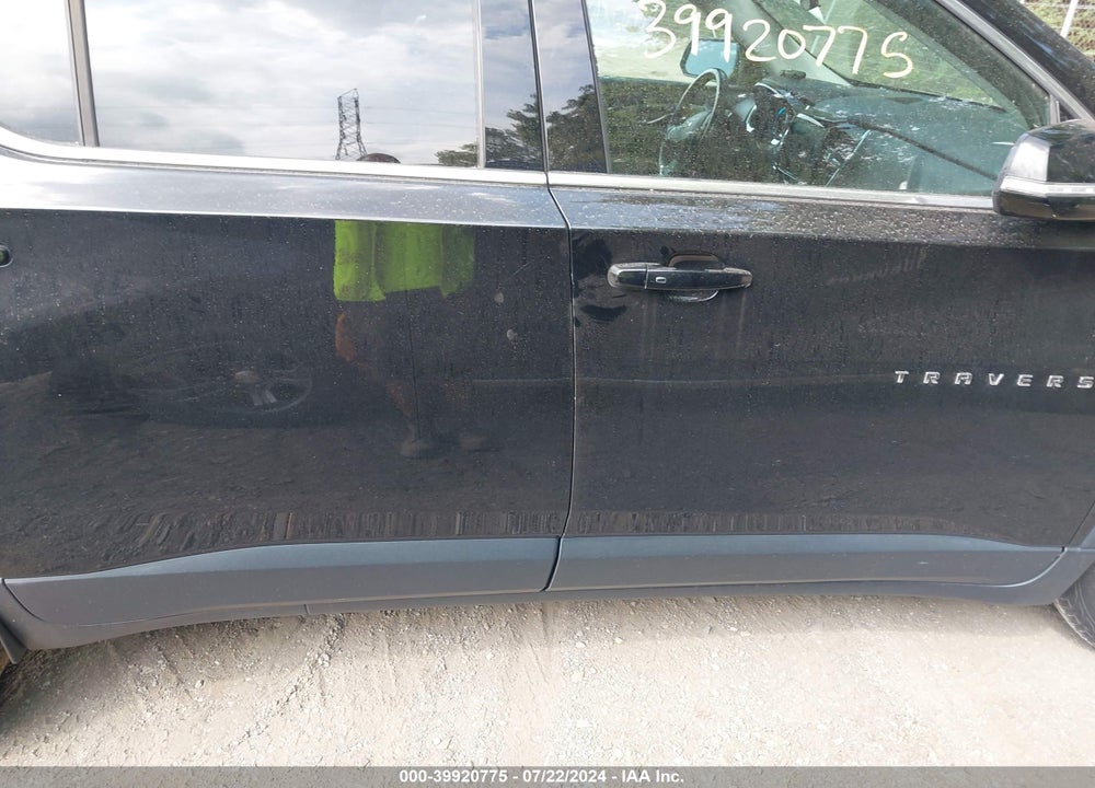 2018 CHEVROLET TRAVERSE 1LT VIN: 1GNERGKW6JJ164720